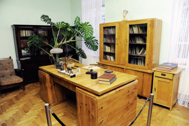 Avetik Isahakyan museum